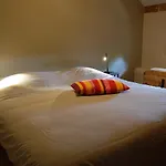 D'hote Et De Cantagrel Bed & Breakfast