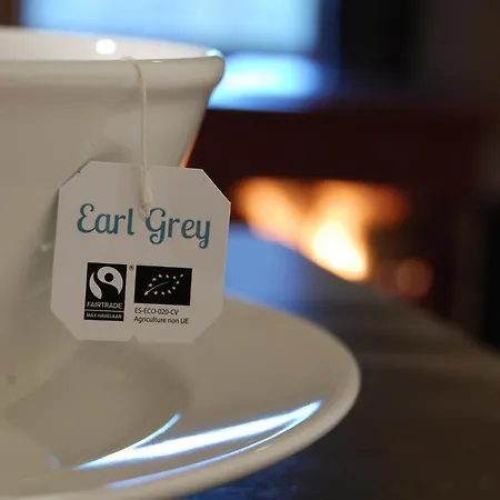 D'hote Et De Cantagrel Bed & Breakfast *