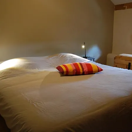 D'hote Et De Cantagrel Bed & Breakfast