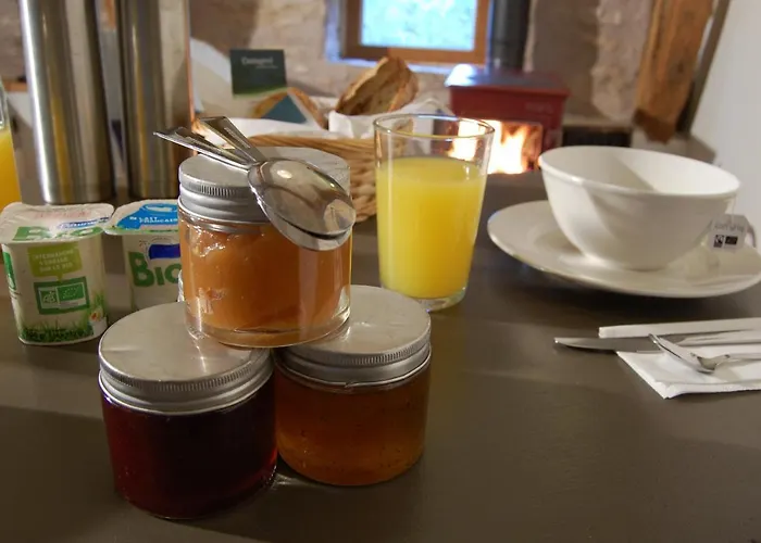 Frühstückspension D'hote Et De Cantagrel 3*